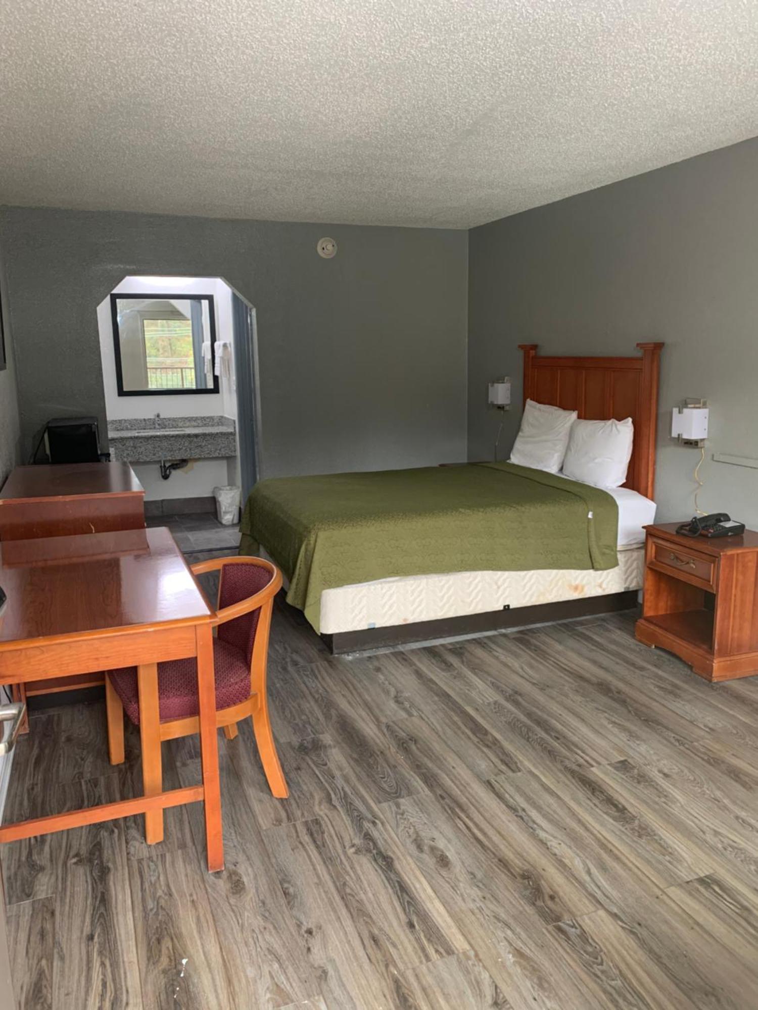 Rodeway Inn North Little Rock Exteriör bild
